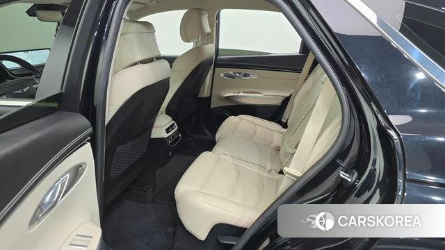 Genesis GV70 2021 Черный из Кореи, фото 3