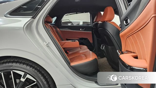 Kia The New K5 3rd generation 2023 Серебристо-серый из Кореи, фото 3