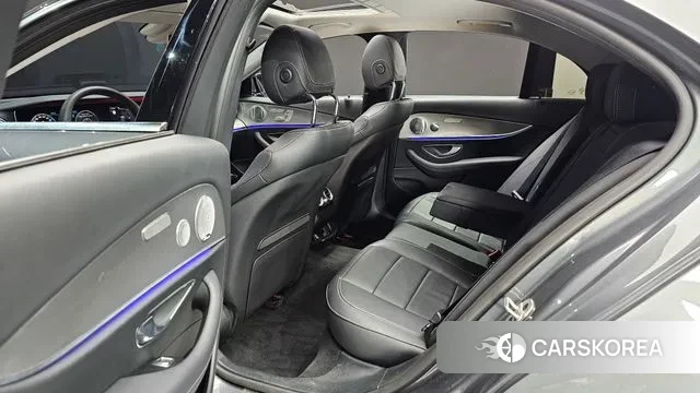 Mercedes-Benz E-Class W213 2020 Серый из Кореи, фото 3