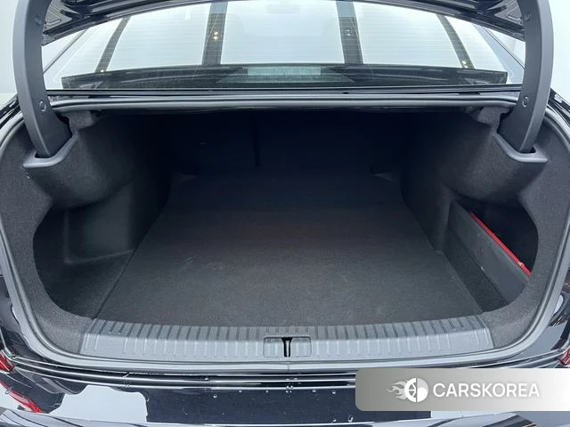 Volkswagen Passat 2024 Черный из Китая, фото 3