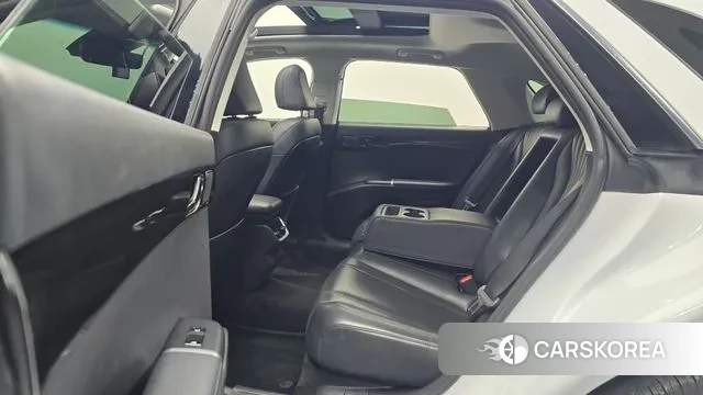 Hyundai Grandeur (GN7) 2023 Белый из Кореи, фото 3