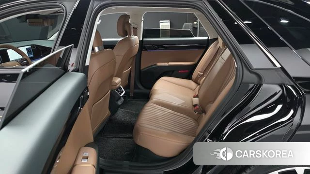 Hyundai Grandeur Hybrid (GN7) 2024 Черный из Кореи, фото 3