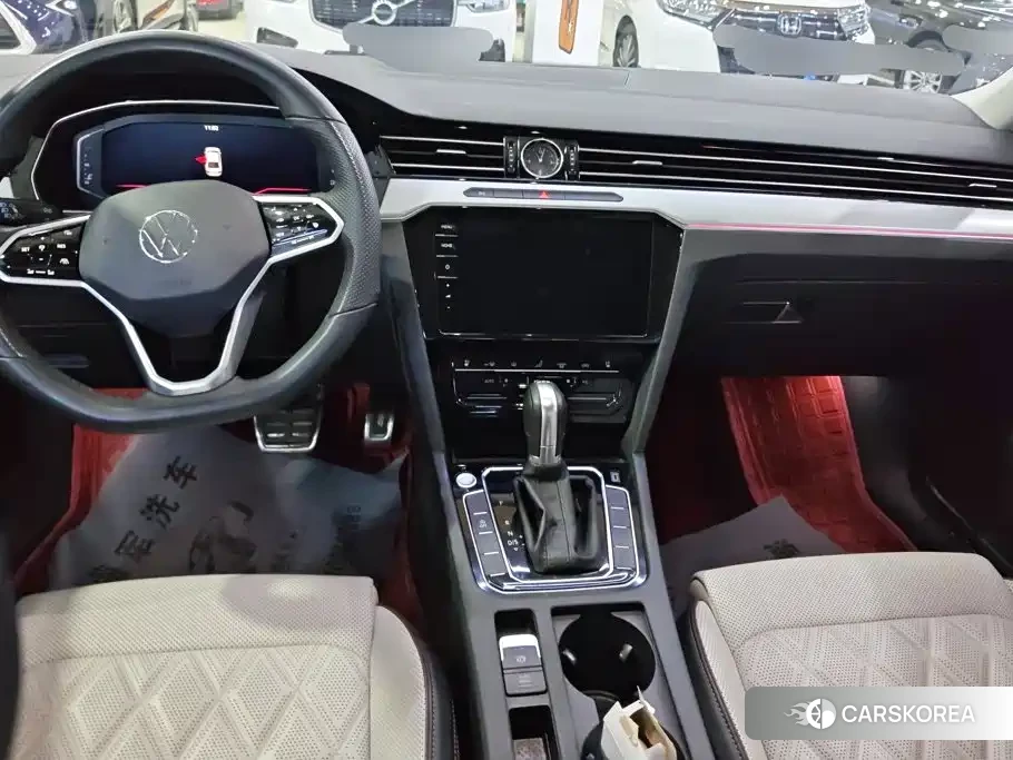 Volkswagen Magotan 2024 Черный из Китая, фото 3