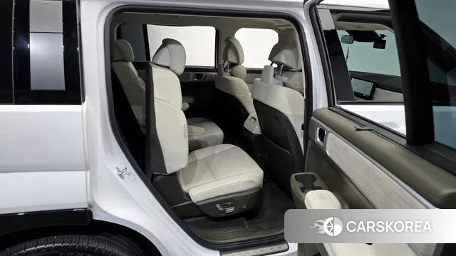 Hyundai Santa Fe (MX5) 2023 Белый из Кореи, фото 3