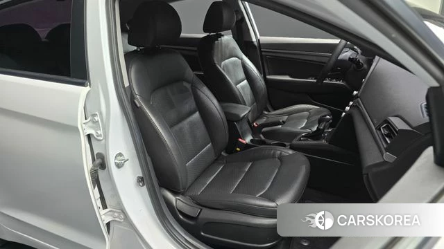 Hyundai The New Avante AD 2019 Белый из Кореи, фото 3