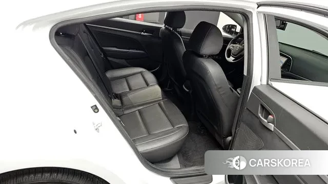 Hyundai Avante AD 2018 Белый из Кореи, фото 3