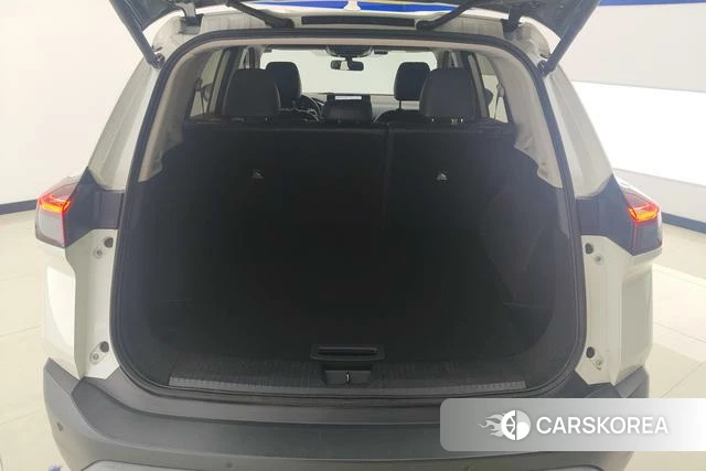 Nissan Qijun 2022 Белый из Китая, фото 3