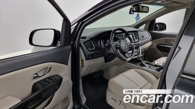 Kia The New Carnival id 2417469 из Кореи 3