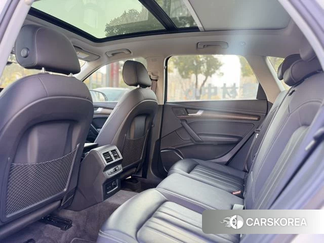 Audi Q5L 2021 Белый из Китая, фото 3