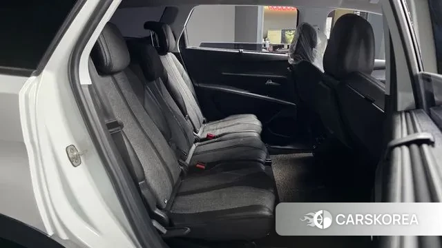 Peugeot 5008 second generation 2018 Белый из Кореи, фото 3