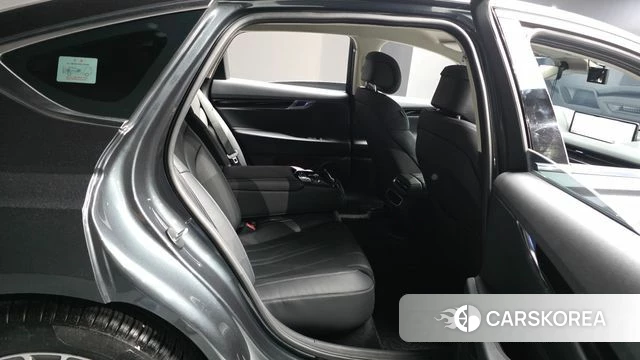 Genesis G80 (RG3) 2021 Зеленый из Кореи, фото 3