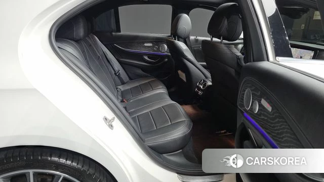 Mercedes-Benz E-Class W213 2020 Белый из Кореи, фото 3