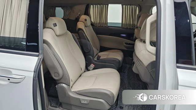Kia Carnival 4th generation 2023 Белый из Кореи, фото 3
