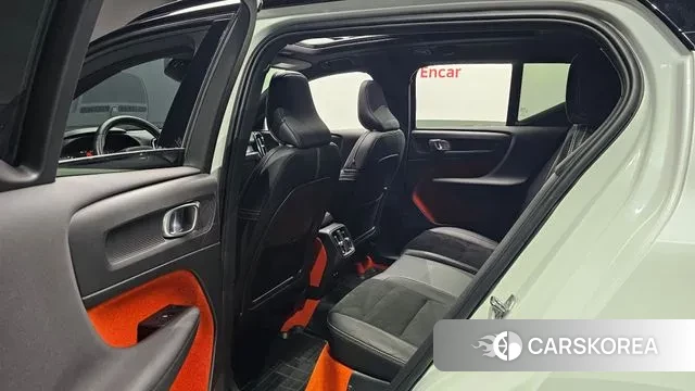 Volvo XC40 2021 Белый из Кореи, фото 3