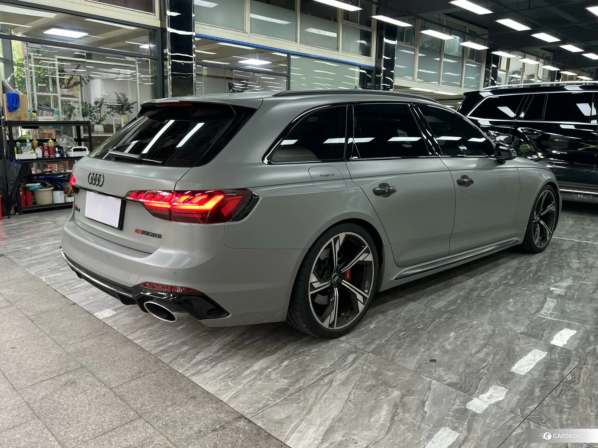 Audi RS 4 2020 Серебристо-серый из Китая, фото 3