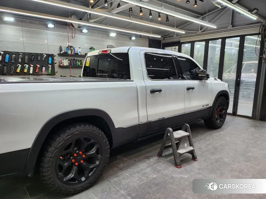 Dodge Lampicup 2018 Белый из Кореи, фото 3