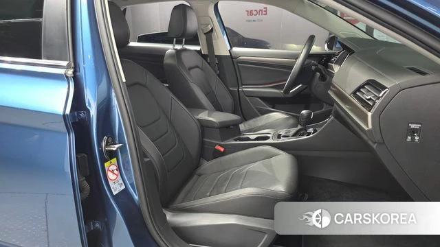 Volkswagen 7th Generation of Jetta 2020 Синий из Кореи, фото 3