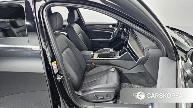 Audi A6 (C8) 2019 Черный из Кореи, фото 3