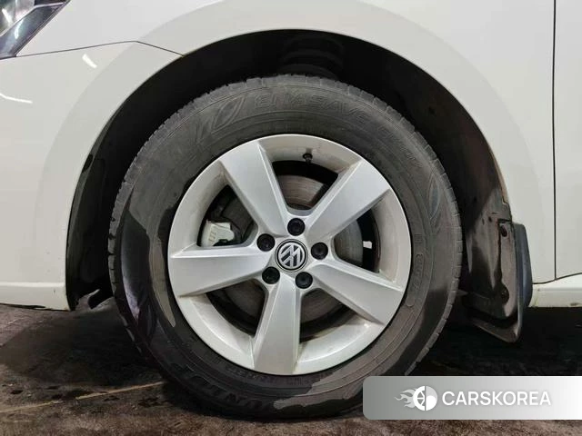 Volkswagen Lavida 2022 Белый из Китая, фото 3