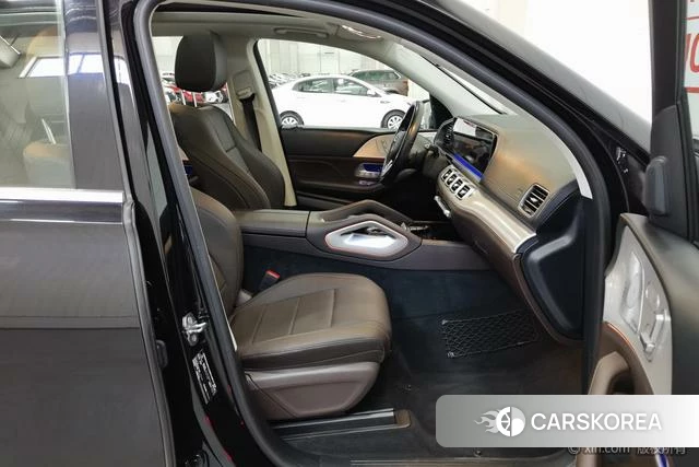 Mercedes-Benz GLE (import) 2021 Черный из Китая, фото 3
