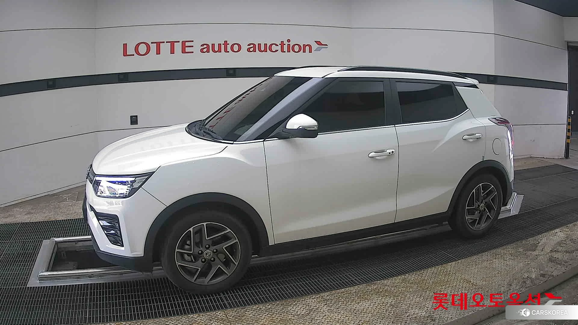 SsangYong Tivoli 2022 Grand White из Кореи, фото 3