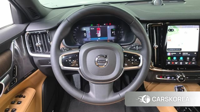 Volvo S90 2024 Серый из Кореи, фото 3