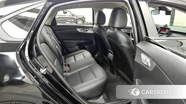 Kia The New K3 2nd generation 2022 Черный из Кореи, фото 3