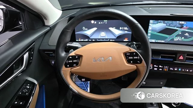 Kia EV6 2023 Черный из Кореи, фото 3