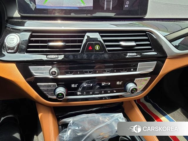 BMW 5 Series (G30) 2022 Черный из Кореи, фото 3