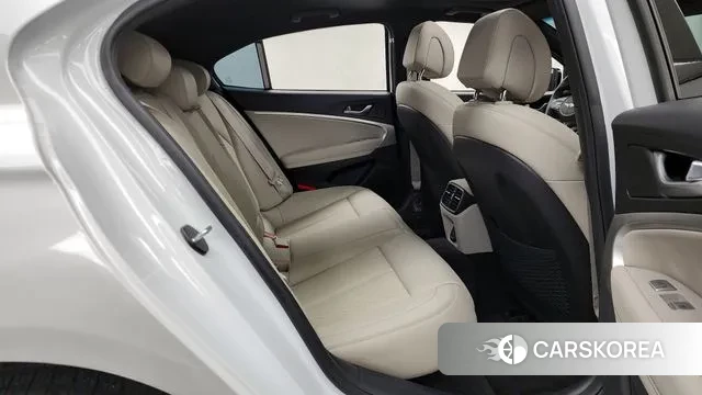 Genesis The New G70 Shooting Brake 2022 Белый из Кореи, фото 3