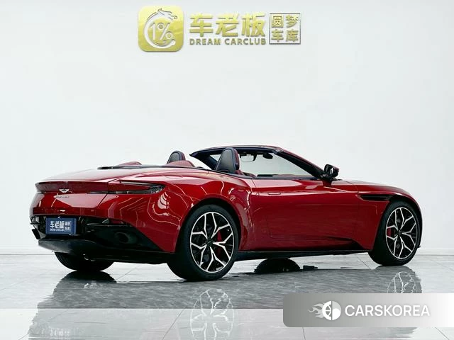 Aston Martin DB11 2018 Красный из Китая, фото 3