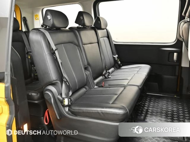 Hyundai Staria 2021 Желтый из Кореи, фото 3