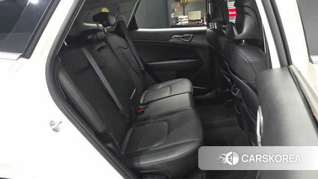 Kia Sportage 5th Generation 2024 Белый из Кореи, фото 3