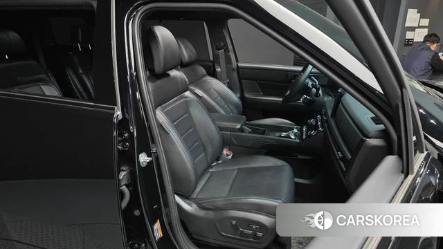 Hyundai Santa Fe (MX5) 2023 Черный из Кореи, фото 3