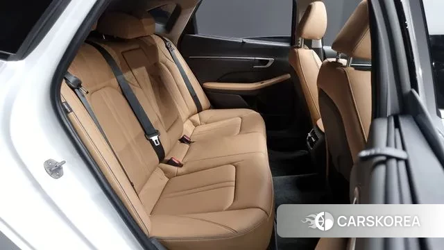 Hyundai Sonata D Edge (DN8) 2023 Белый из Кореи, фото 3