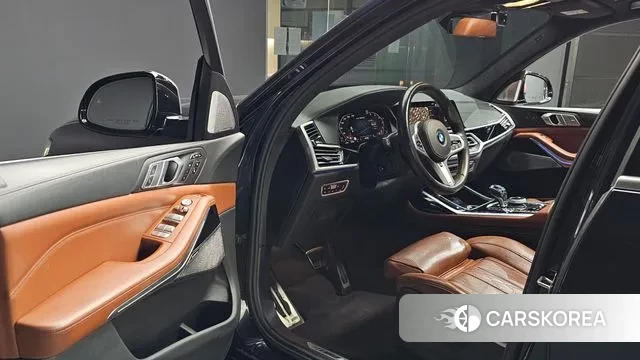 BMW X7 (G07) 2020 Черный из Кореи, фото 3