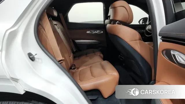 Genesis GV70 2021 Белый из Кореи, фото 3