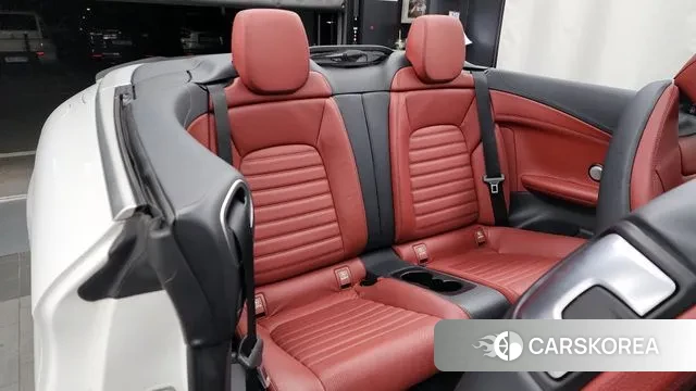 Mercedes-Benz C-Class W205 2018 Белый из Кореи, фото 3