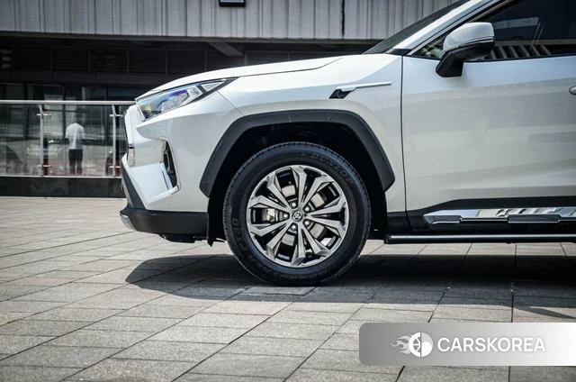 Toyota RAV4 Rongfang 2023 Белый из Китая, фото 3