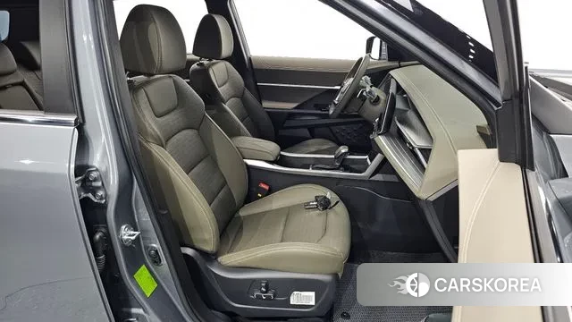 Ssangyong Torres 2023 Серебристо-серый из Кореи, фото 3
