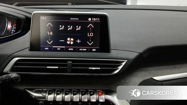 Peugeot 5008 second generation 2019 Синий из Кореи, фото 3