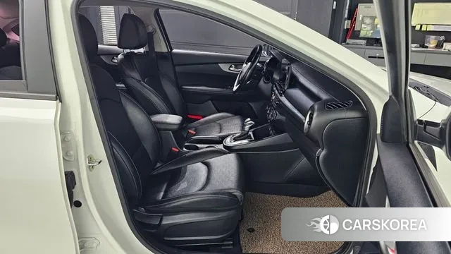 Kia Come New K3 2018 Белый из Кореи, фото 3