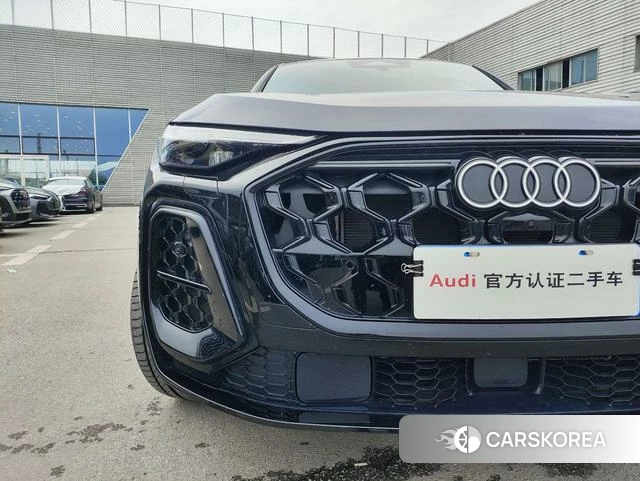 Audi Q5L 2026 Черный из Китая, фото 3