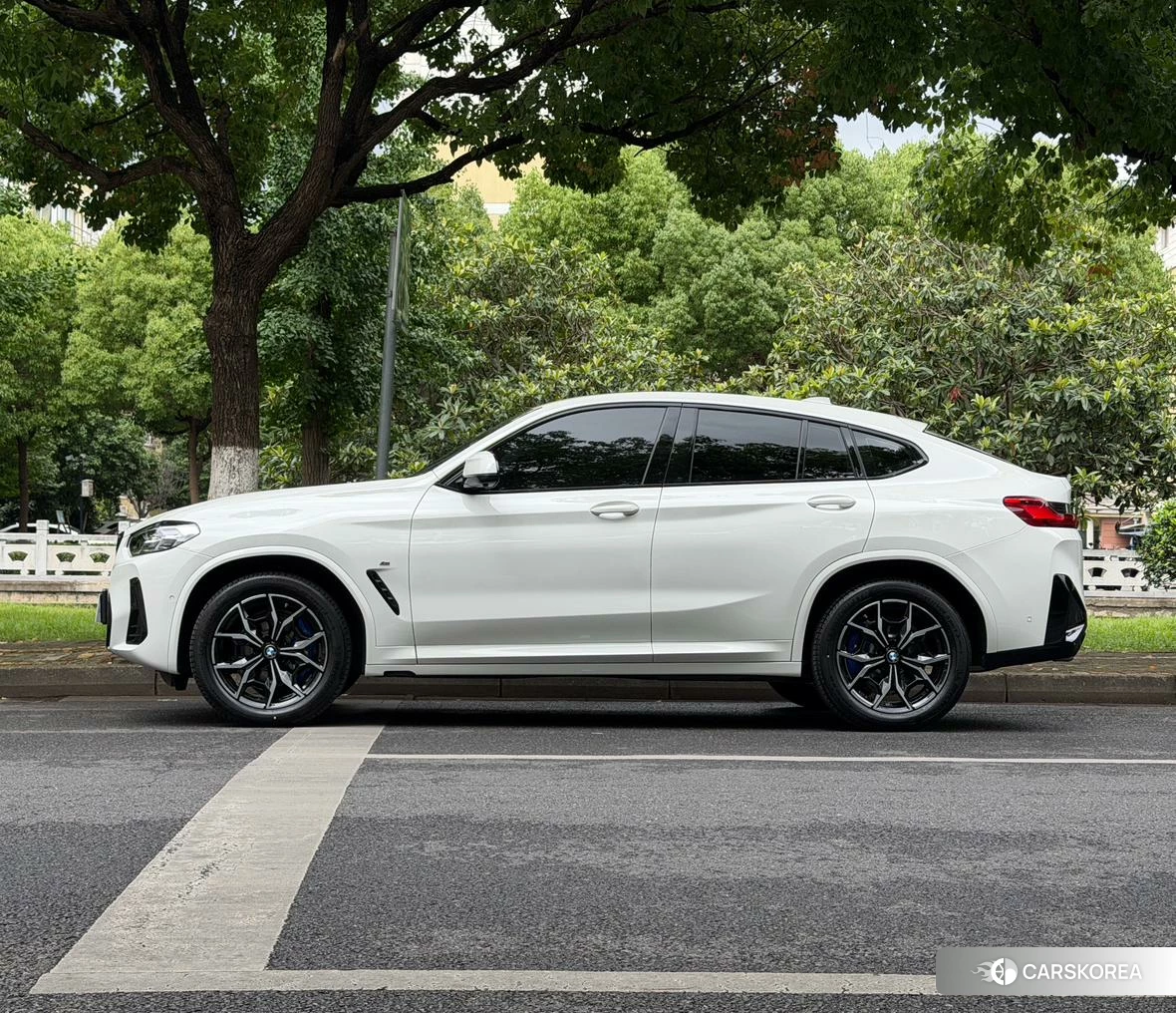 BMW X4 2021 Белый из Китая, фото 3