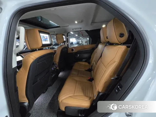 Land Rover Discovery 5 2018 Белый из Кореи, фото 3
