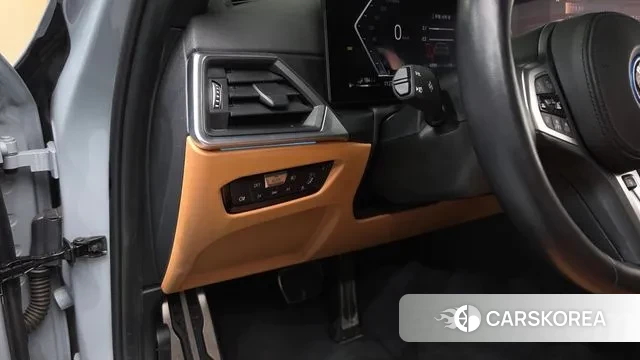 BMW 3 Series (G20) 2023 Светло-серебряный цвет из Кореи, фото 3