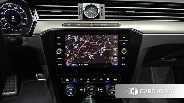 Volkswagen Arteon 2019 Серебристо-серый из Кореи, фото 3