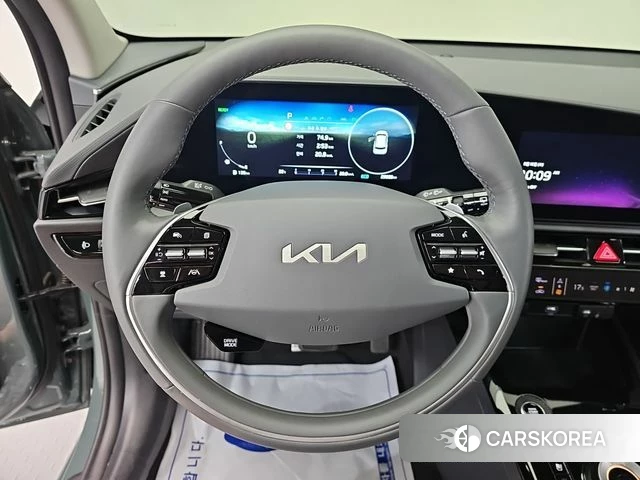 Kia Di Ol Nu Niro 2024 Небесно-голубой из Кореи, фото 3