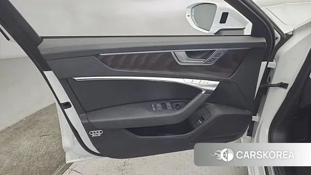 Audi A6 (C8) 2022 Белый из Кореи, фото 3