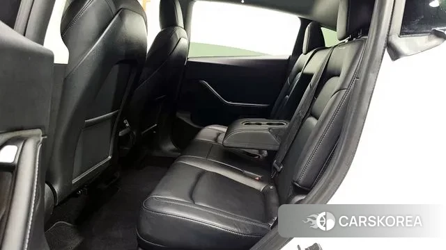 Tesla Model Y 2021 Белый из Кореи, фото 3